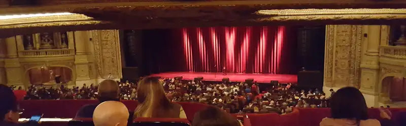 Chicago Theatre
