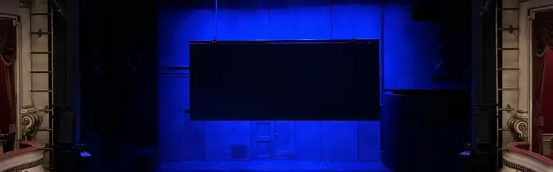 No&euml;l Coward Theatre