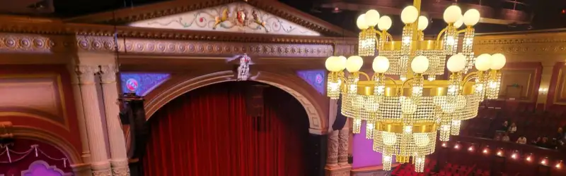 Koninklijk Theater Carr&eacute;