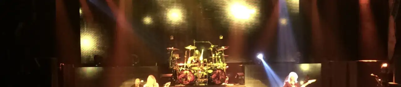 The Paramount, Huntington