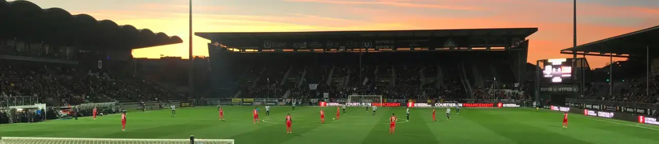Stade Raymond kopa