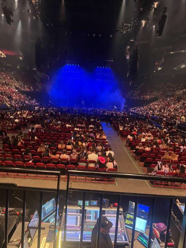 Moda Center, section: 107, row: B, seat: 8
