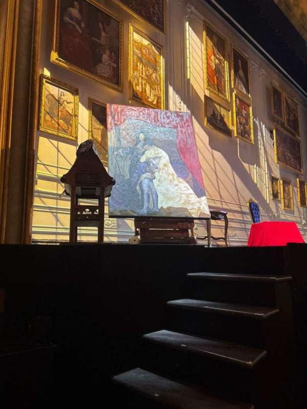 St. James Theatre, section: Orchestra L, row: C, seat: 11