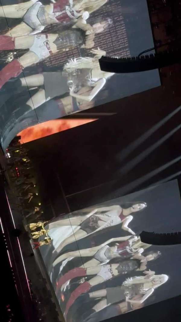 Wembley Stadium, section: 123, row: 19, seat: 13