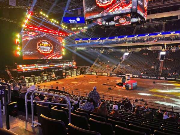 Fiserv Forum, section: 105, row: 17, seat: 16