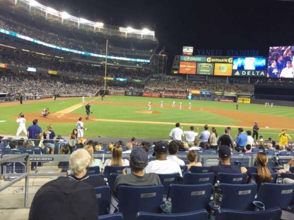 Yankee Stadium, section: 117A, row: 17, seat: 16