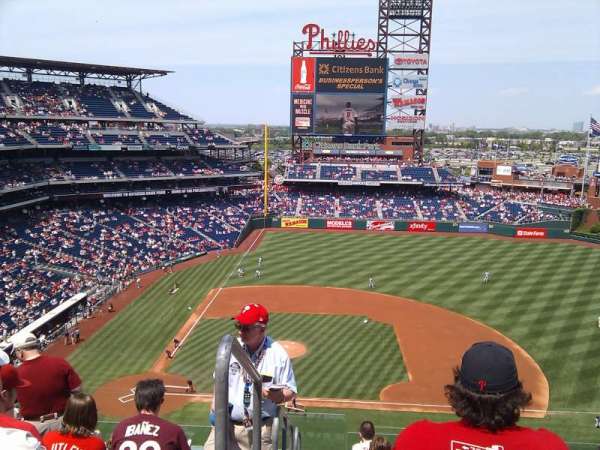 Citizens Bank Park, section: 315, row: 8, seat: 24
