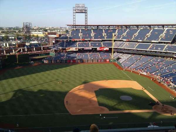 Citizens Bank Park, section: 427, row: 11, seat: 12