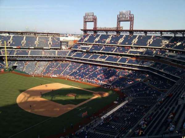 Citizens Bank Park, section: 431, row: 15, seat: 14