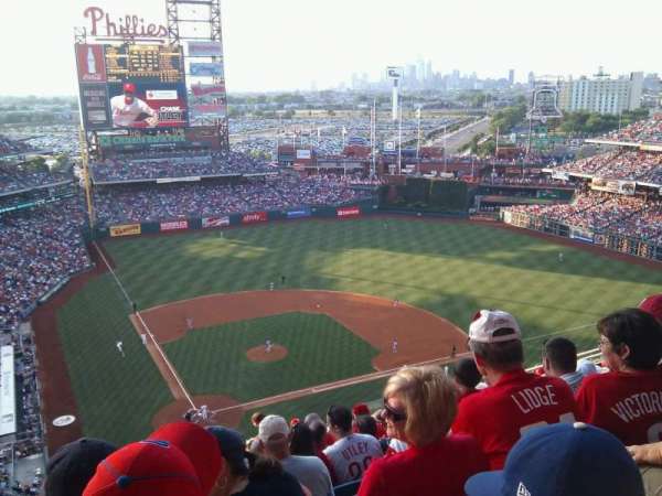 Citizens Bank Park, section: 418, row: 13, seat: 12