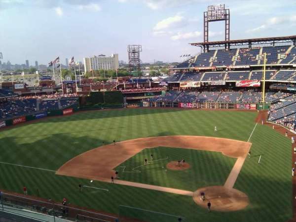 Citizens Bank Park, section: 323, row: 5, seat: 10