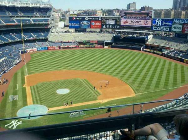 Yankee Stadium, section: 418, row: 3, seat: 5