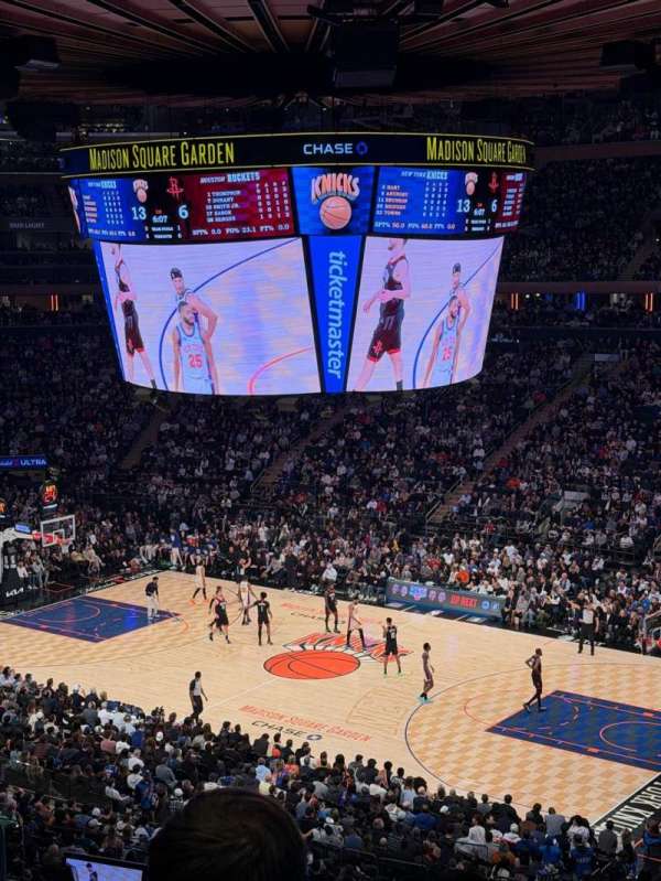 Madison Square Garden, section: 227, row: 7, seat: 1