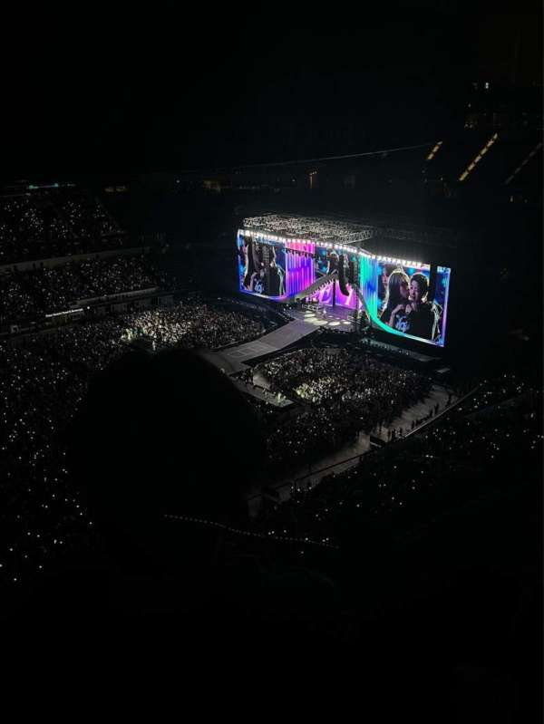 SoFi Stadium, section: 439, row: 3, seat: 11