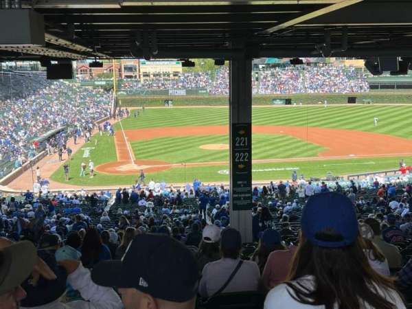 Wrigley Field, section: 221, row: 22, seat: 16