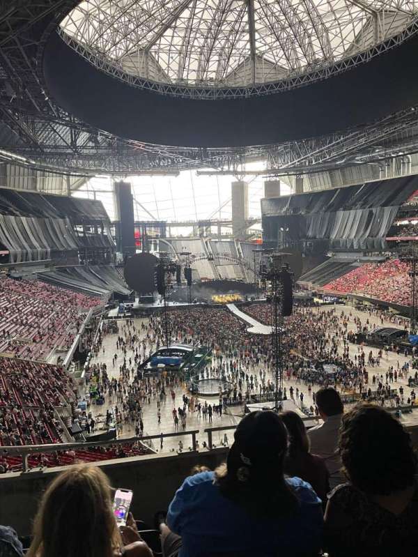Mercedes-Benz Stadium, section: 226, row: 4, seat: 23