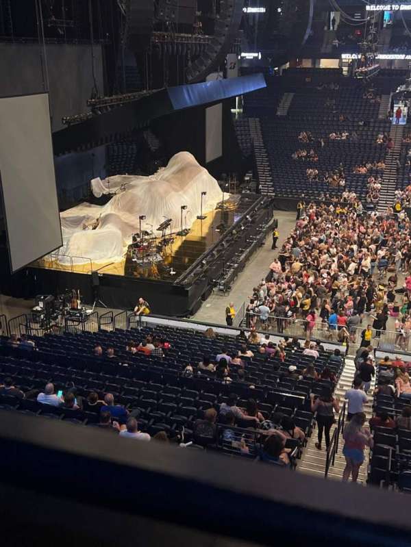 Bridgestone Arena, section: 215, row: D, seat: 14