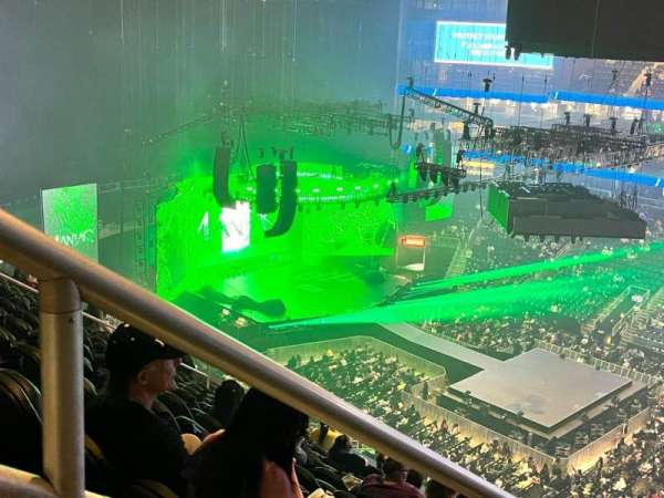 State Farm Arena, section: 220, row: L, seat: 15