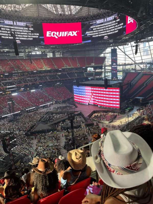 Mercedes-Benz Stadium, section: 317, row: 10, seat: 15