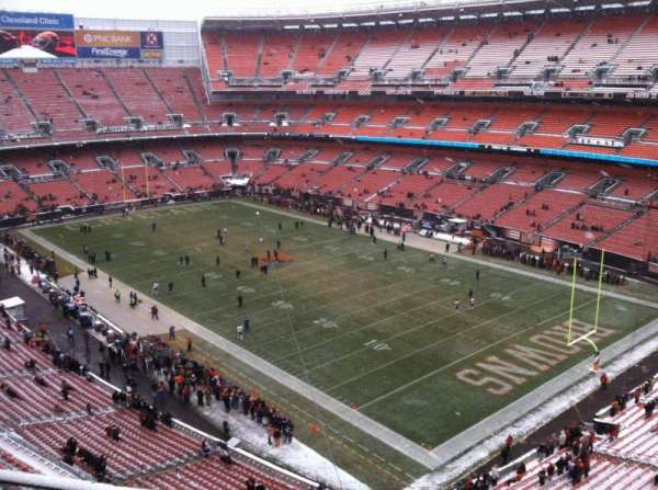 Huntington Bank Field, section: 516, row: 4, seat: 1
