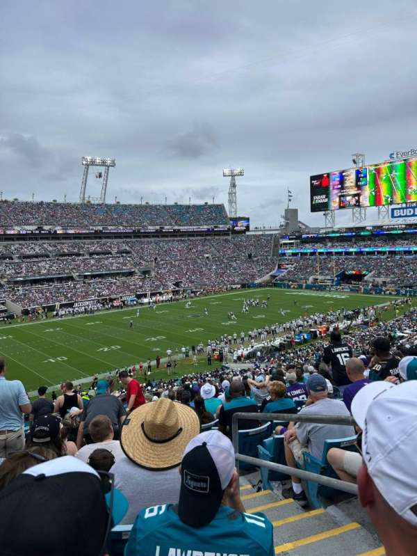 EverBank Stadium, section: 215, row: U, seat: 2