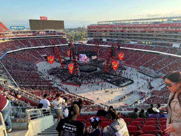 Levi's Stadium, section: 404, row: 9, seat: 10