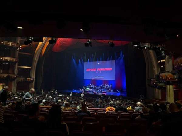Dolby Theatre, section: Parterre R, row: J, seat: 6