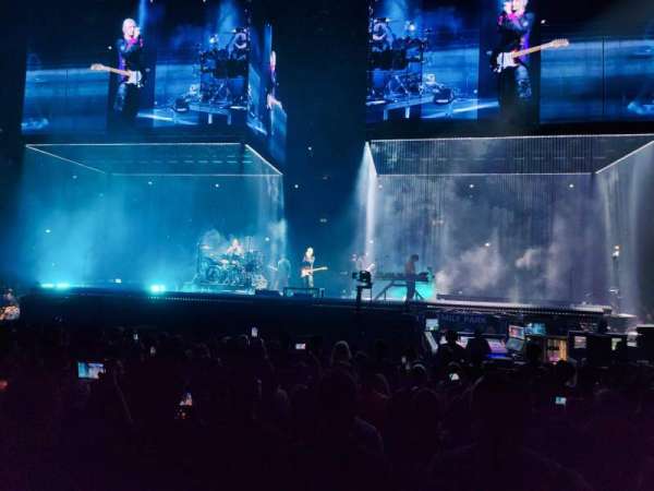 United Center, section: 122, row: 4, seat: 14