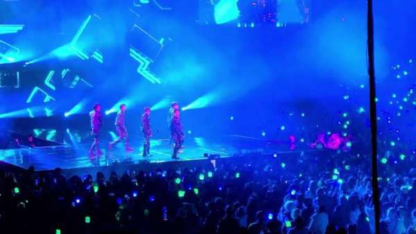 Allstate Arena, section: 116, row: O, seat: 1