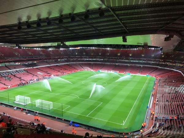 Emirates Stadium, section: 120, row: 20, seat: 822