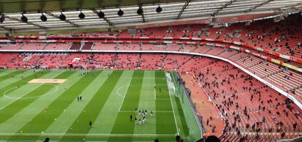 Emirates Stadium, section: 110, row: 25, seat: 518