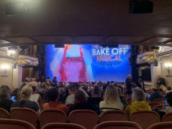 Noël Coward Theatre, section: Stalls, row: R, seat: 10