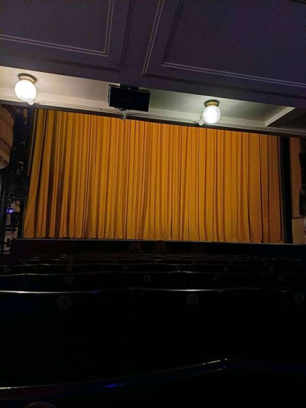 Fortune Theatre, section: Stalls, row: J, seat: 6