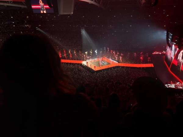 Photo by Agnohm06 at Strawberry Arena