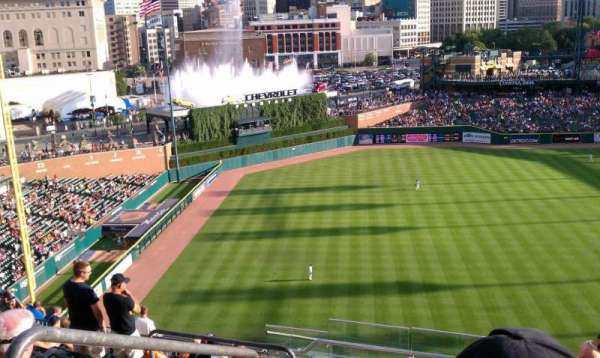 Comerica Park, section: 338, row: 12, seat: 24