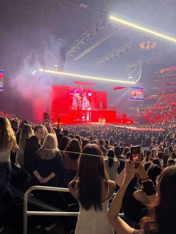 Crypto.com Arena, section: 110, row: 8, seat: 17