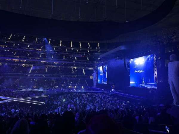 SoFi Stadium, section: VIP132, row: 16, seat: 3