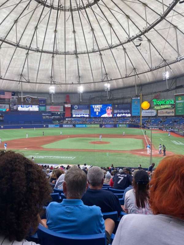Tropicana Field, section: 109, row: FF, seat: 6
