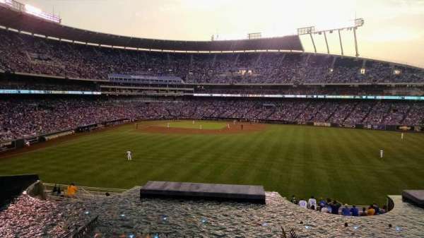 Kauffman Stadium, section: Suite