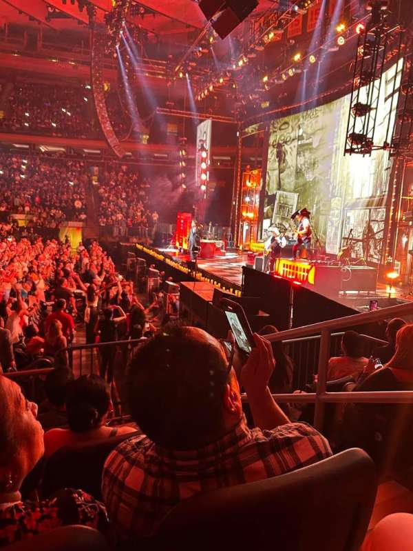 Madison Square Garden, section: 108, row: 5, seat: 18