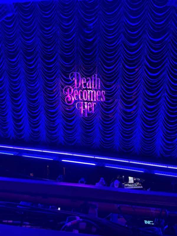 Lunt-Fontanne Theatre, section: Front Mezzanine C, row: A, seat: 114
