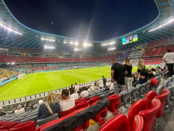 Allianz Arena, section: 119, row: 17, seat: 2