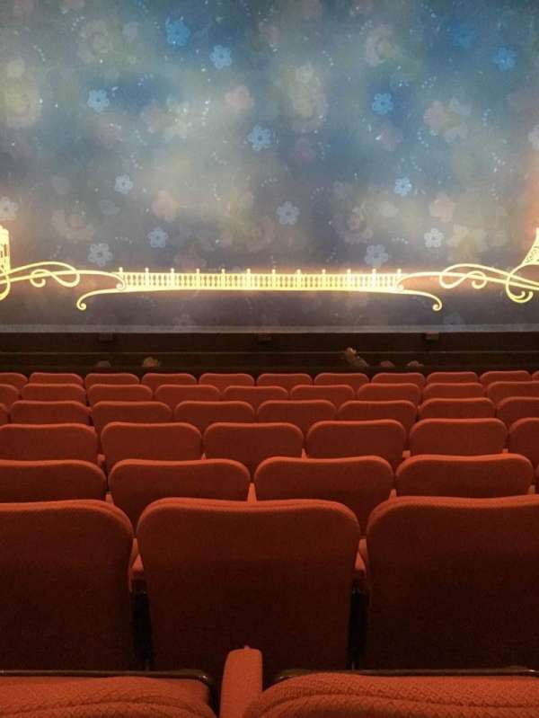Broadhurst Theatre, section: Orchestra C, row: H, seat: 107