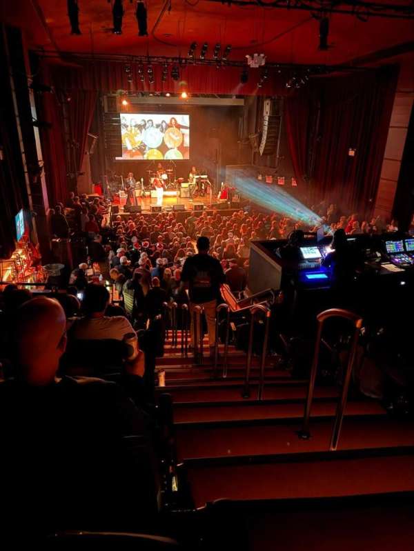Gramercy Theatre, section: 200, row: E, seat: 1