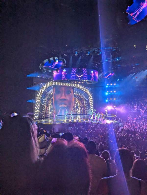 T-Mobile Arena, section: 5, row: L, seat: 11