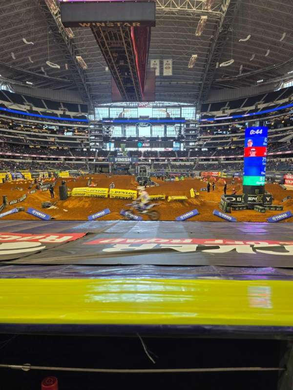 AT&T Stadium, section: 122, row: 8, seat: 17