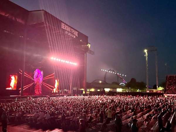Hershey Park Stadium, section: 8, row: AA, seat: 18