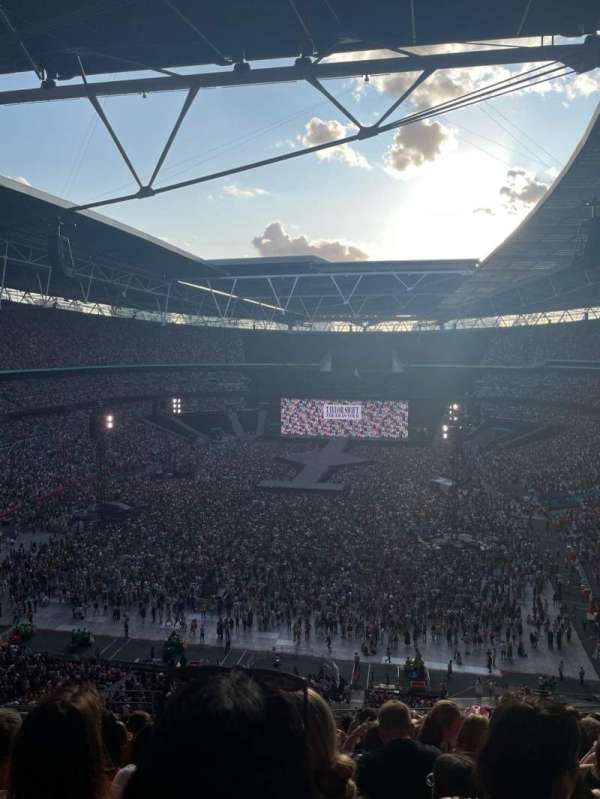 Wembley Stadium, section: 512, row: 14