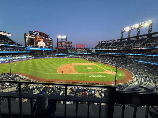 Citi Field, section: 327, row: 1, seat: 13