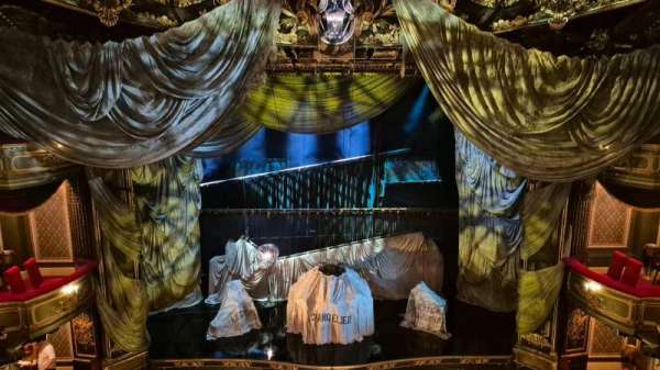 His Majesty's Theatre, London, section: Grand Circle, row: A, seat: 20